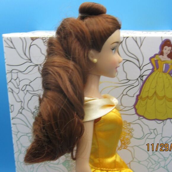 🔥Disney Princess Belle Beauty and the BeastGift Set Doll Lipsmackers NWOT - Picture 6 of 7